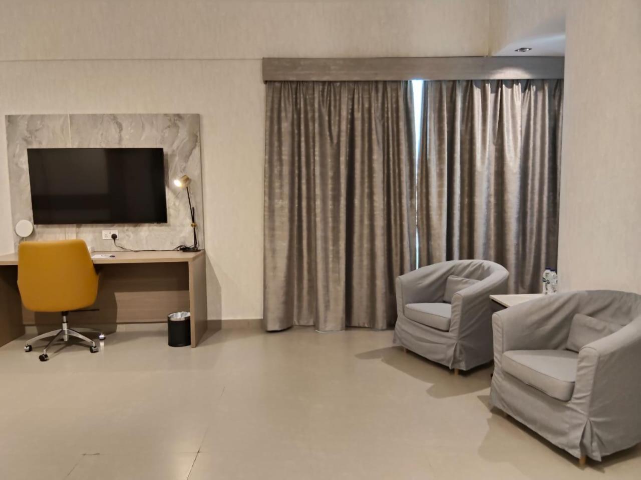 Vogo Grand Hotel Formerly Best Western Plus Hotel Dubai Academic City Zewnętrze zdjęcie